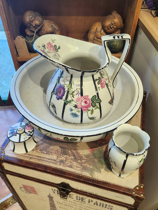 Wash jug and bowl